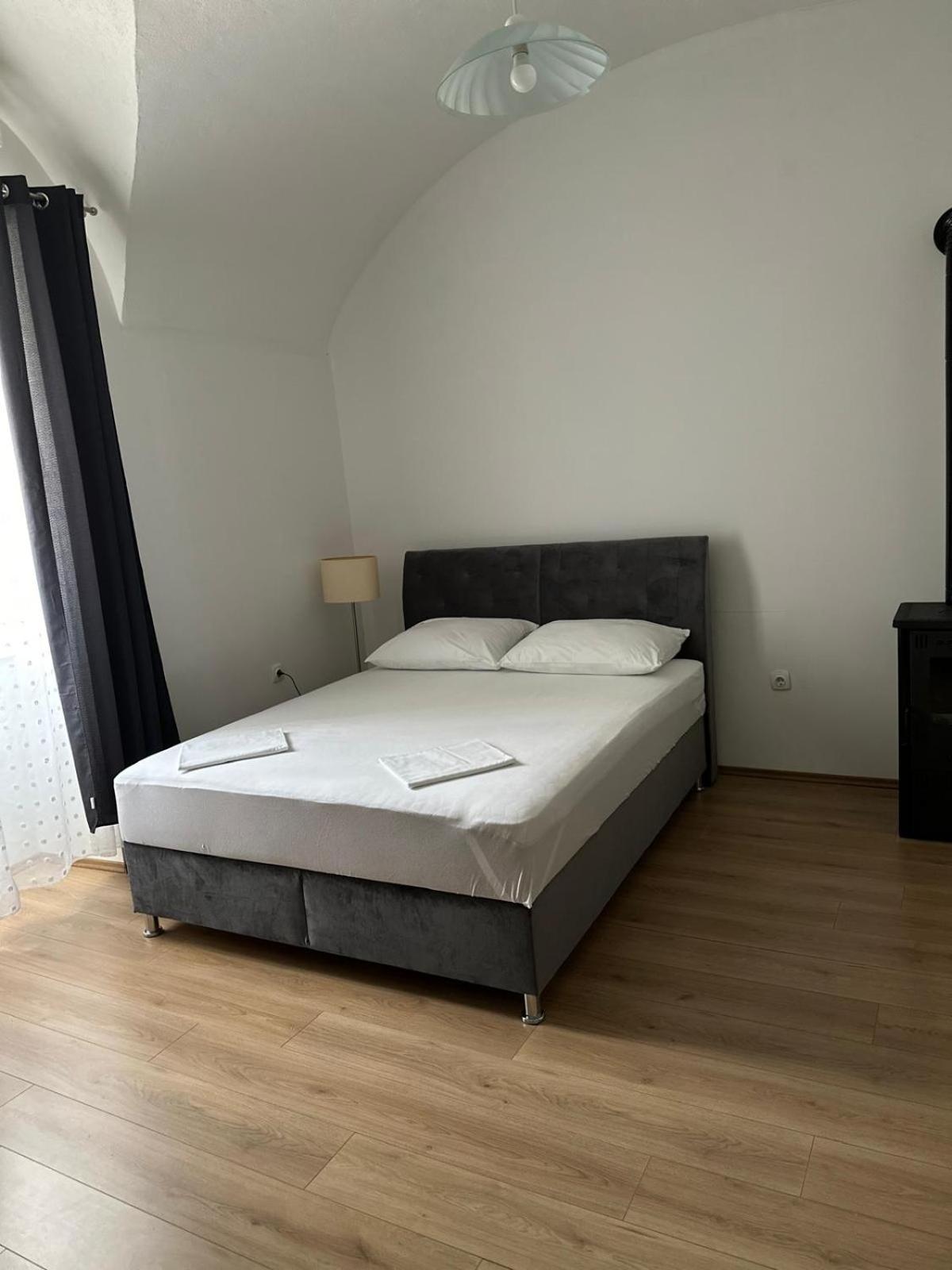 Studio Apartman Grga Senj  Exteriör bild
